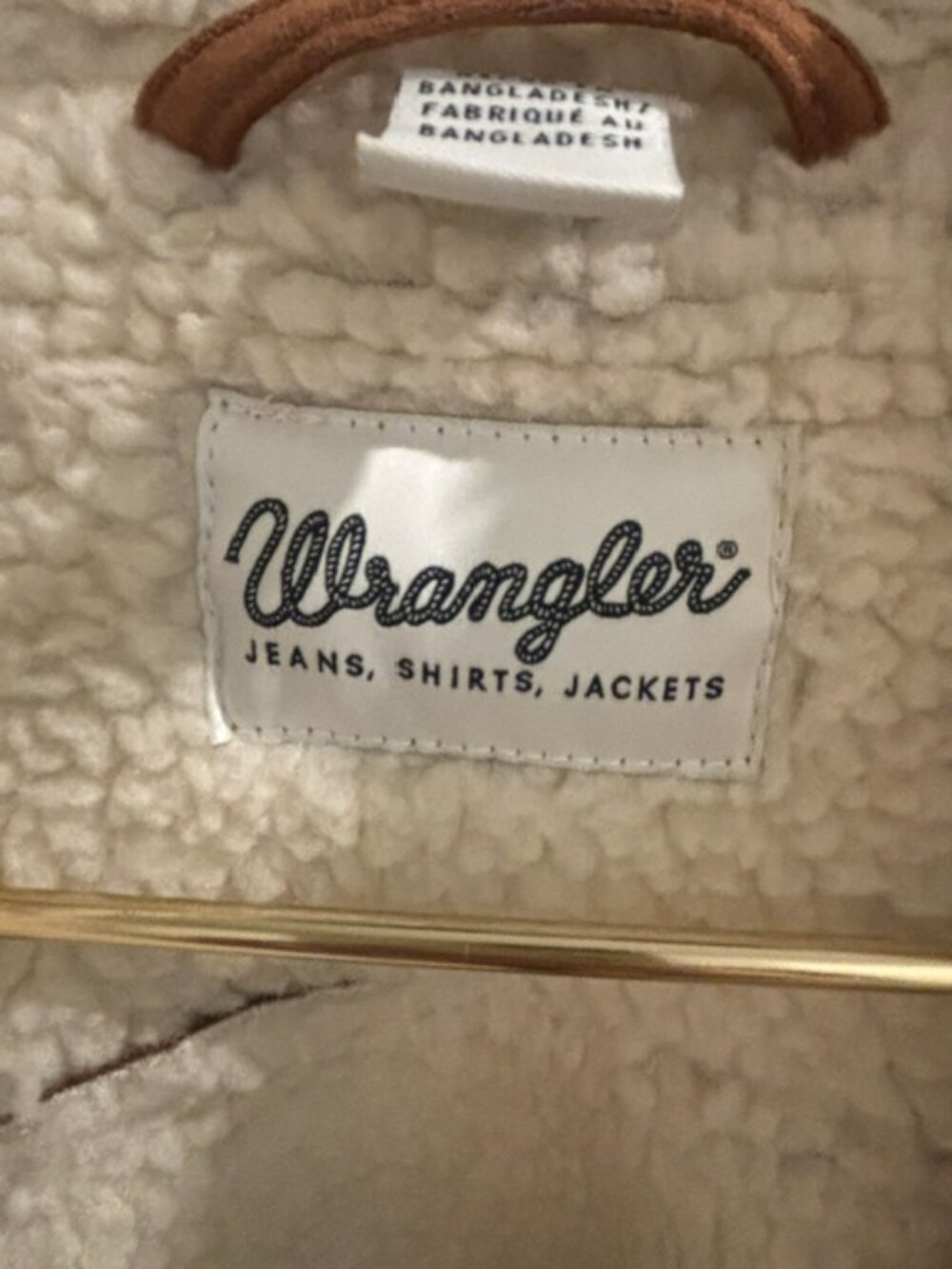 Wrangler Women's Faux Shearling - Picture 10 of 11